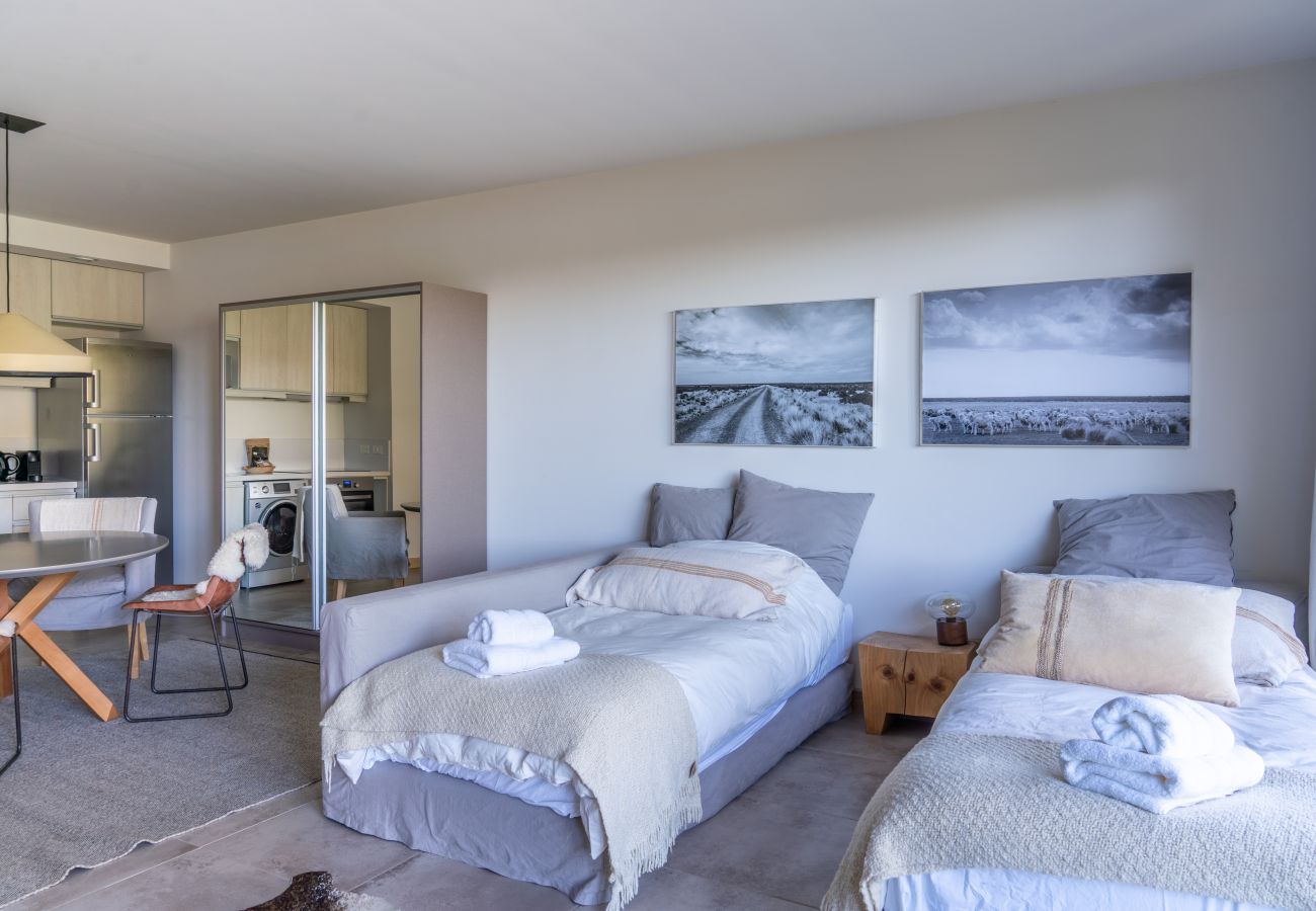 Estudio en San Carlos de Bariloche - Arrayan -1B: Estudio Doble vista lago.-