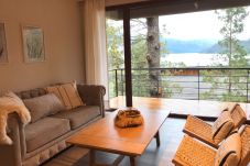 Apartamento em San Carlos de Bariloche - 4 Pax  LENGA  1D- Apartamento Piscina Incrível + Vista Lago