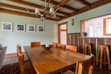 Apartment in San Carlos de Bariloche - 8 Pax LENGA 1B- Apartment with views of the lake, mountains and heated pool