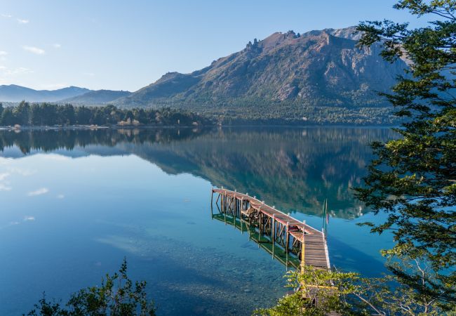 Studio in San Carlos de Bariloche - ARRAYAN PB B Studio with Panoramic Lake View Studio in San Carlos de Bariloche - ARRAYAN PB B Studio with Panoramic Lake View