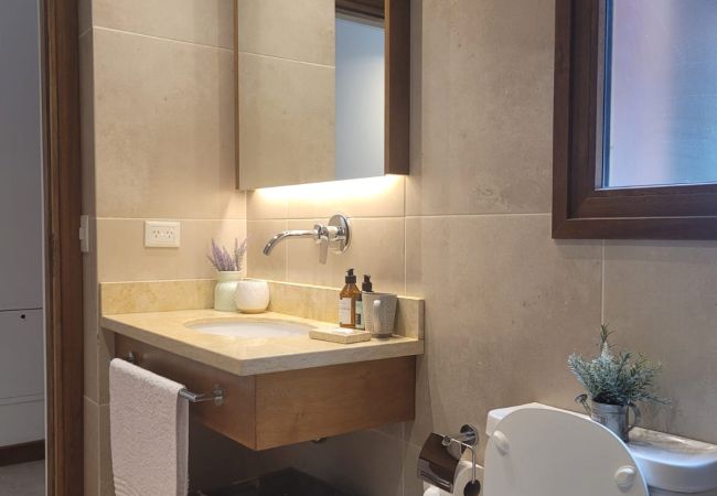 Studio in San Carlos de Bariloche - ARRAYAN PB B Studio with Panoramic Lake View Studio in San Carlos de Bariloche - ARRAYAN PB B Studio with Panoramic Lake View