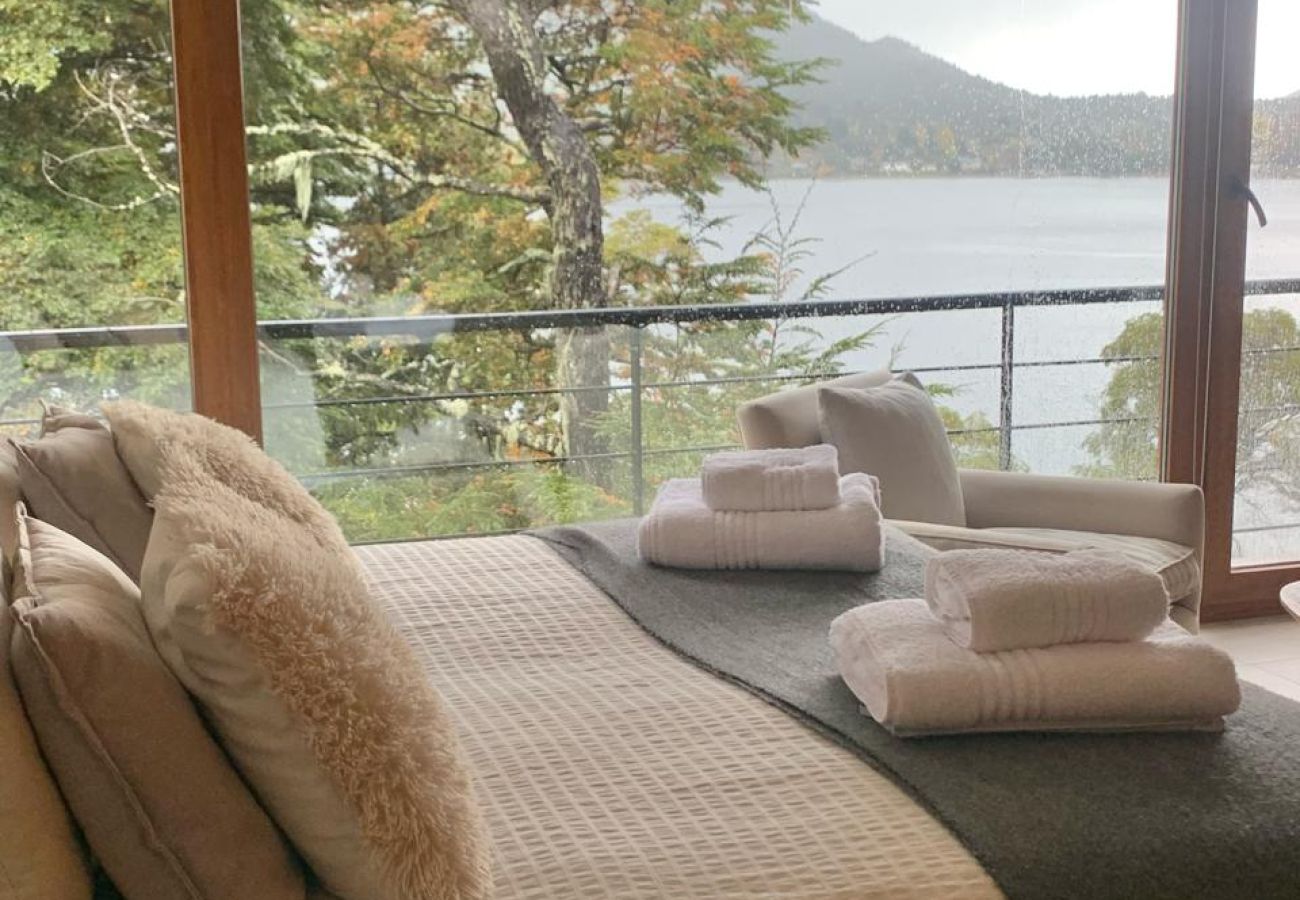 Studio in San Carlos de Bariloche - ARRAYAN PB B Studio with Panoramic Lake View Studio in San Carlos de Bariloche - ARRAYAN PB B Studio with Panoramic Lake View